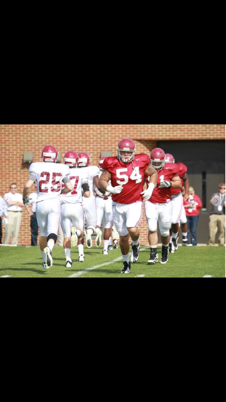 Alabama spring drills warmups with Jesse Williams (#54) and Robby Hale (#25)